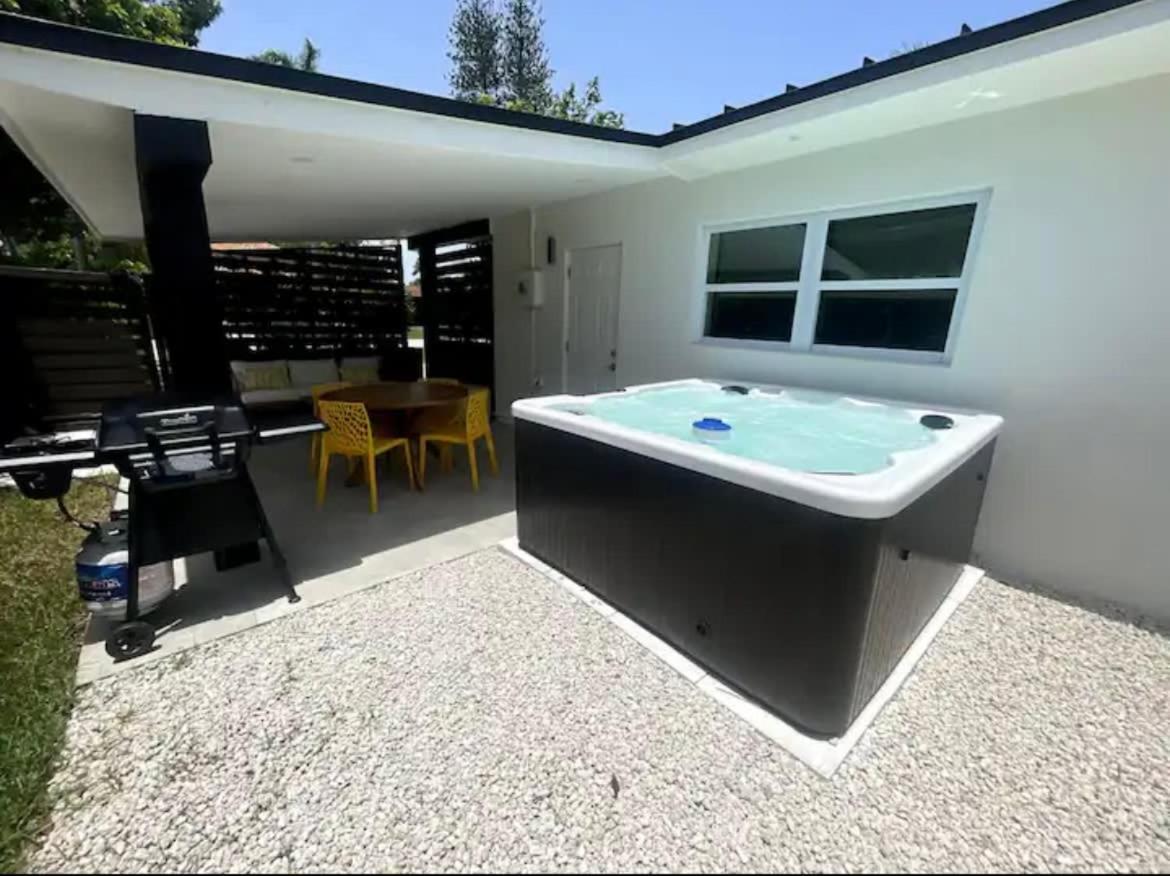 Casa Ana - Cozy Space Hot Tub And Large Fenced Yard Vila Miami Exterior foto