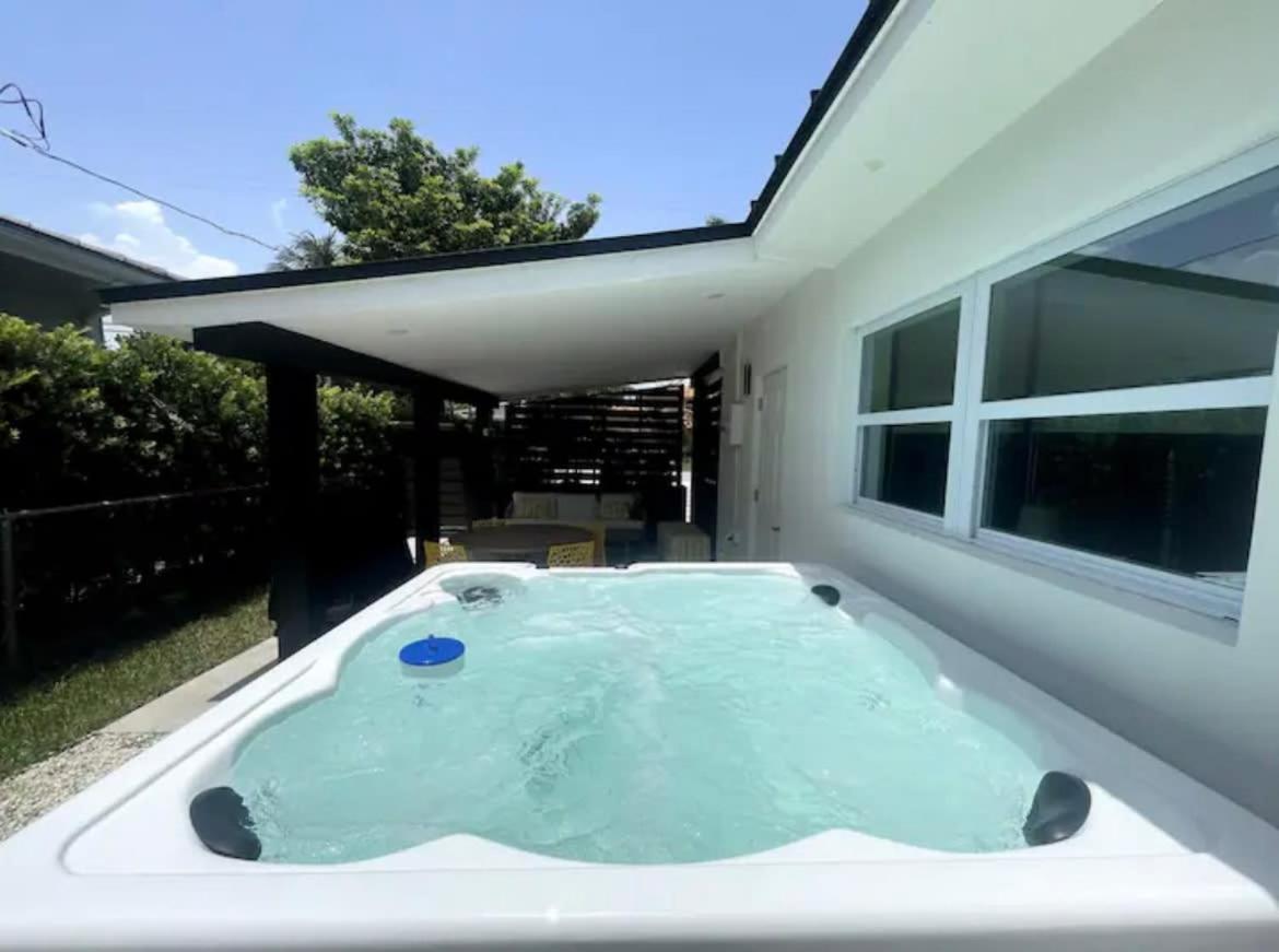 Casa Ana - Cozy Space Hot Tub And Large Fenced Yard Vila Miami Exterior foto